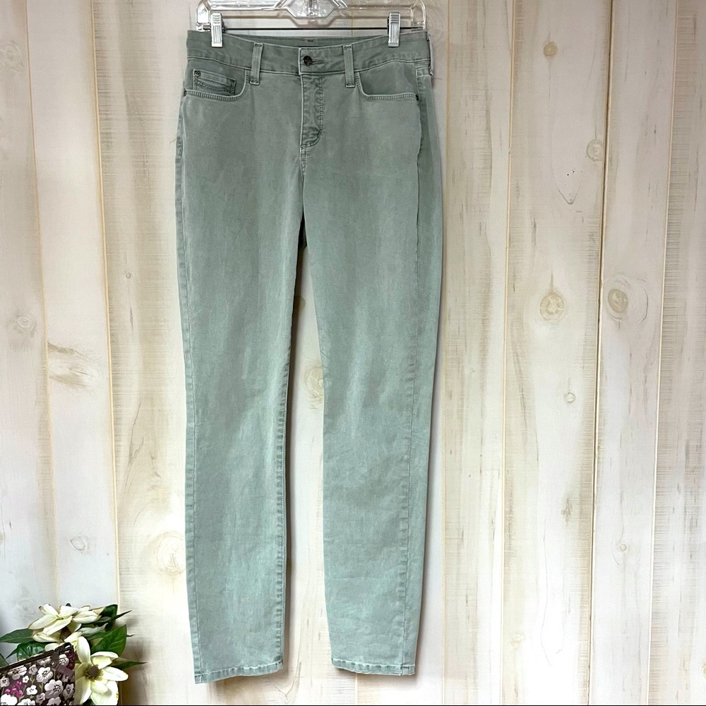 NYDJ Light Washed Sage Green Jeans Leggings 2